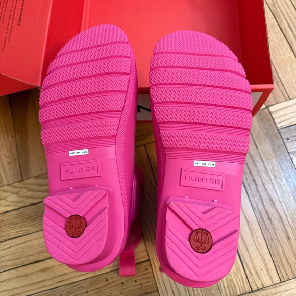 HUNTER Chelsea Rainboot size 7 - NEW in box!! - Picture 5 of 8